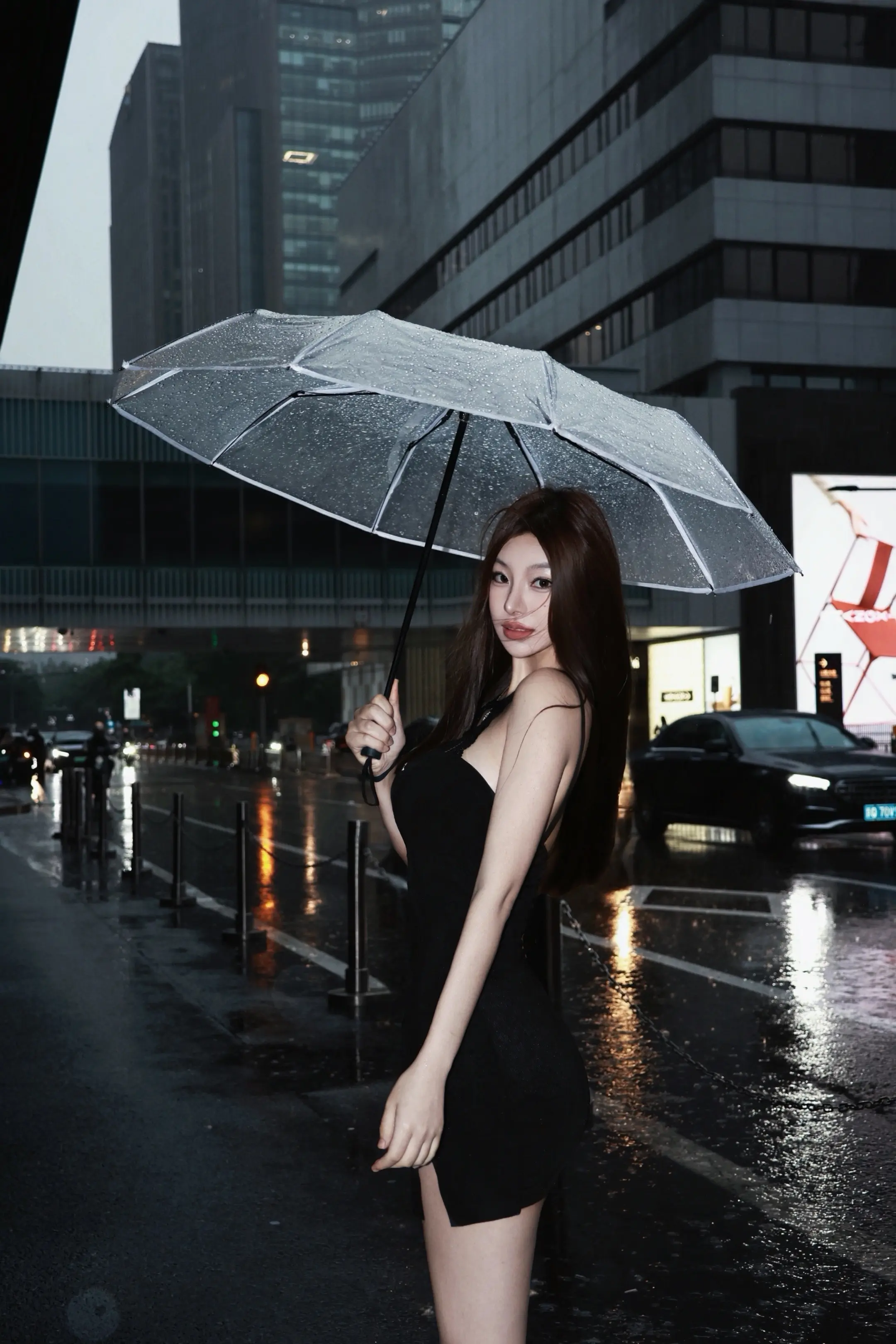 天空落下雨