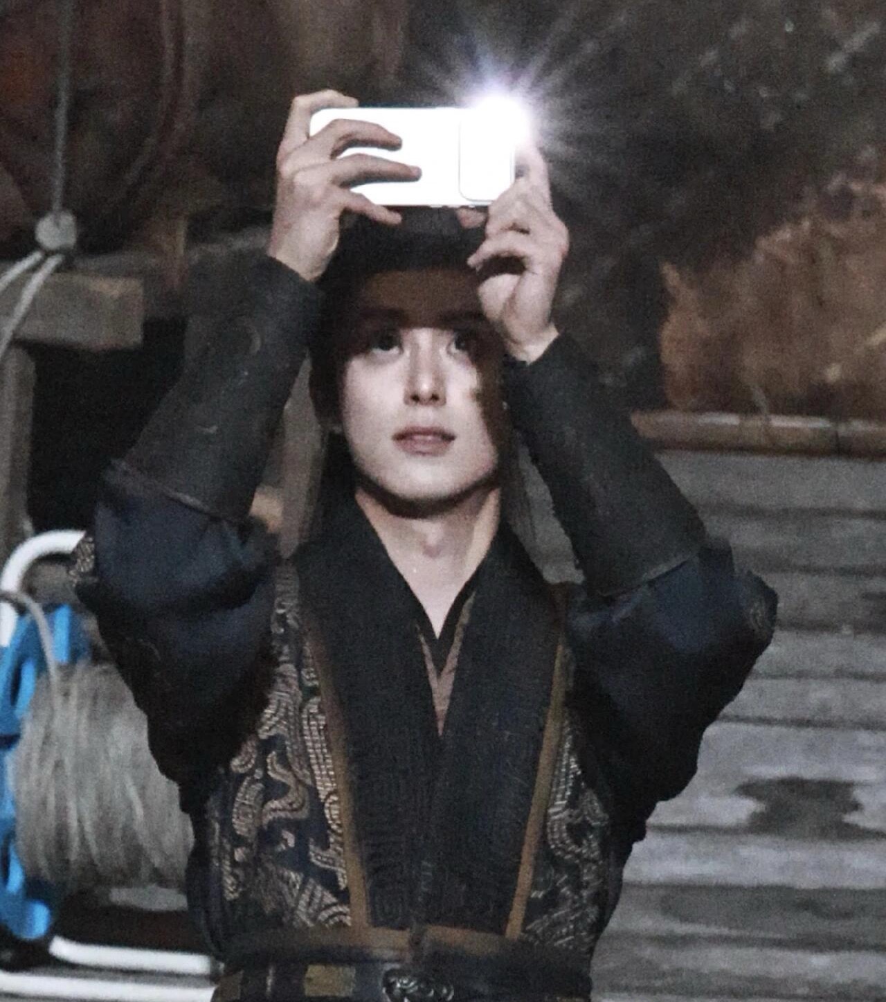 对狙哈哈哈哈哈 