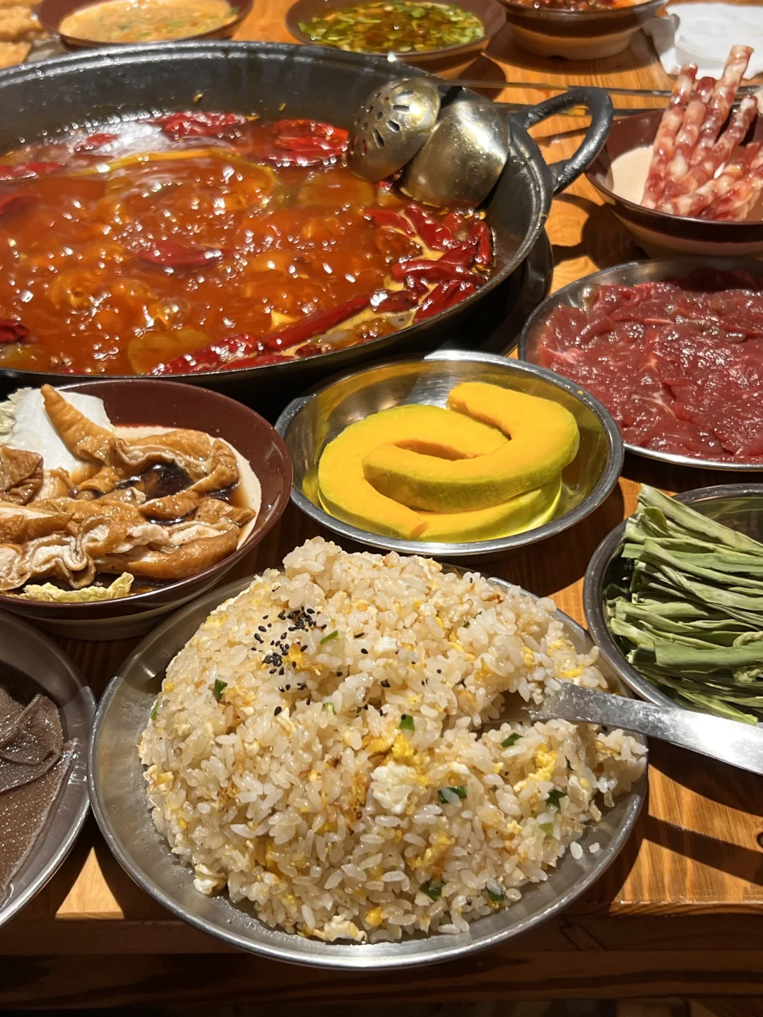 真想安利给每个在沈阳的人。。。。。。本地人推荐去的南市场一家社区火锅...