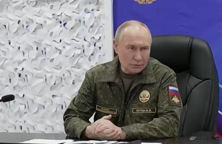 俄罗斯总统普京在记者会上声称:“我们将扩大对港口设施、船舶以及驶入乌克兰港口的船