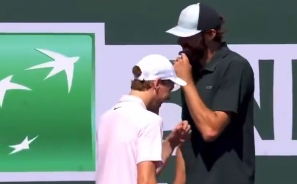 印第安维尔斯男双：辛纳/奥佩尔卡、兹维列夫/梅罗首轮出局