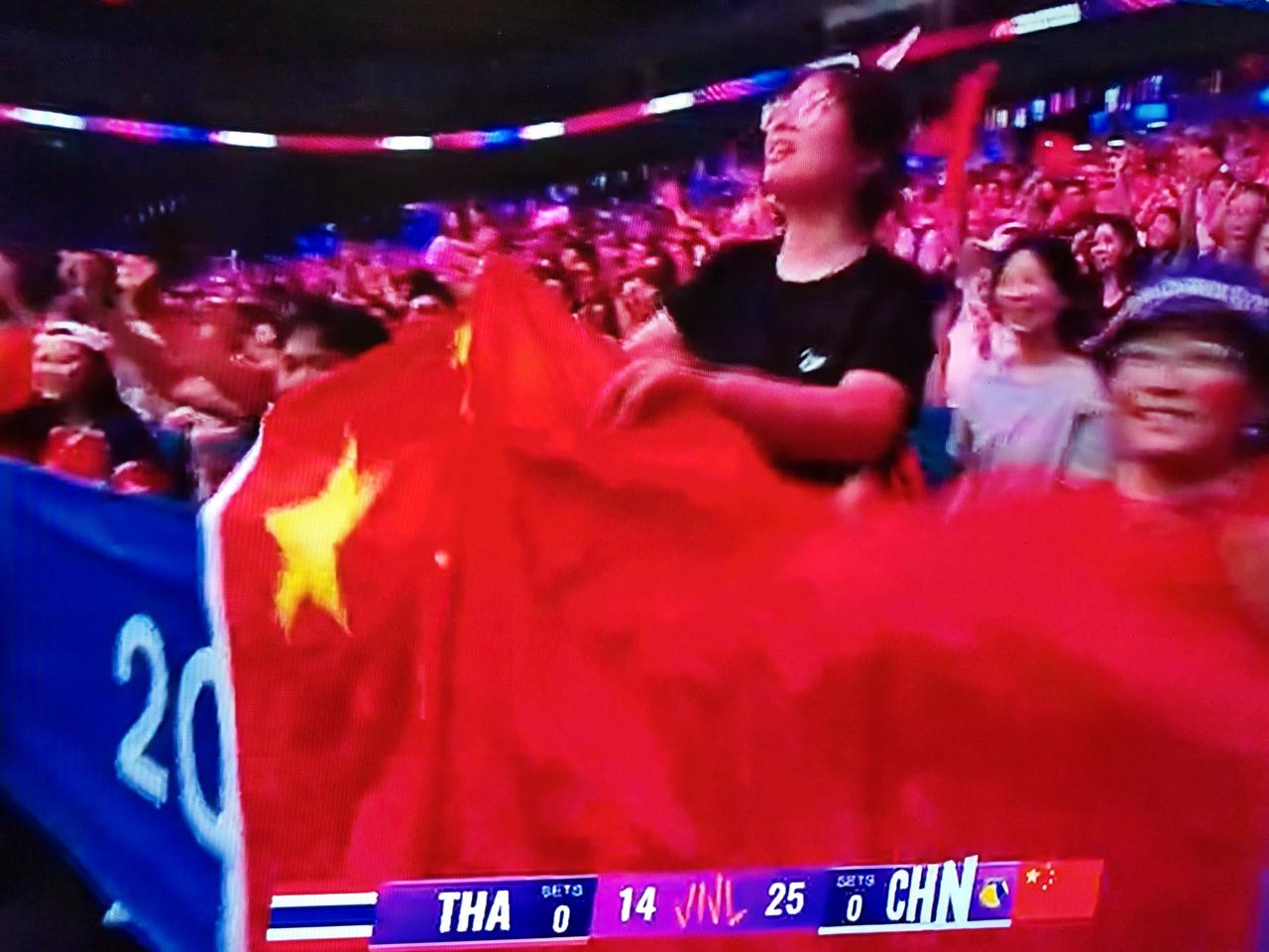 2026年女排世联赛南京站的比赛，中国女排对阵泰国女排，今天中国女排首发阵容跟昨