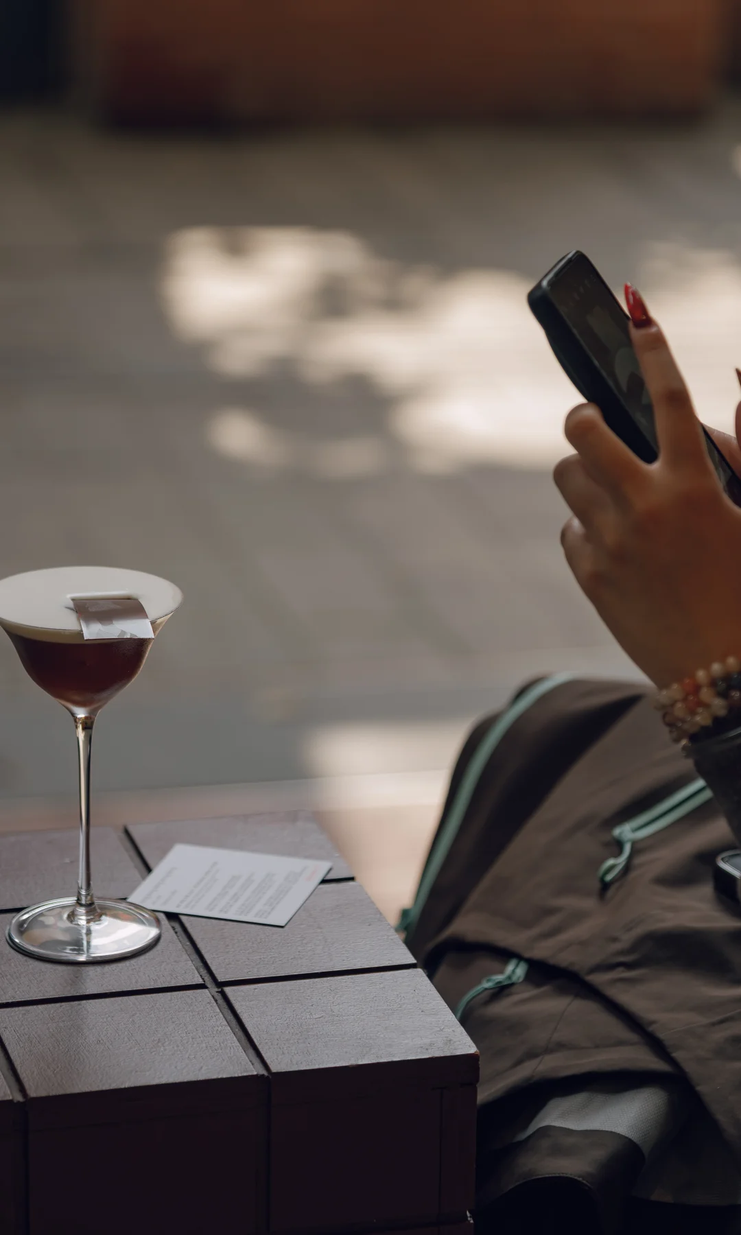 落車飲咖啡|在广州摄入咖啡因