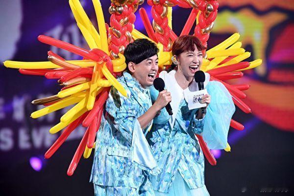 #Lulu回应黄子佼复出传闻##Lulu称没听说黄子佼要复出# 据台媒，徒弟Lu