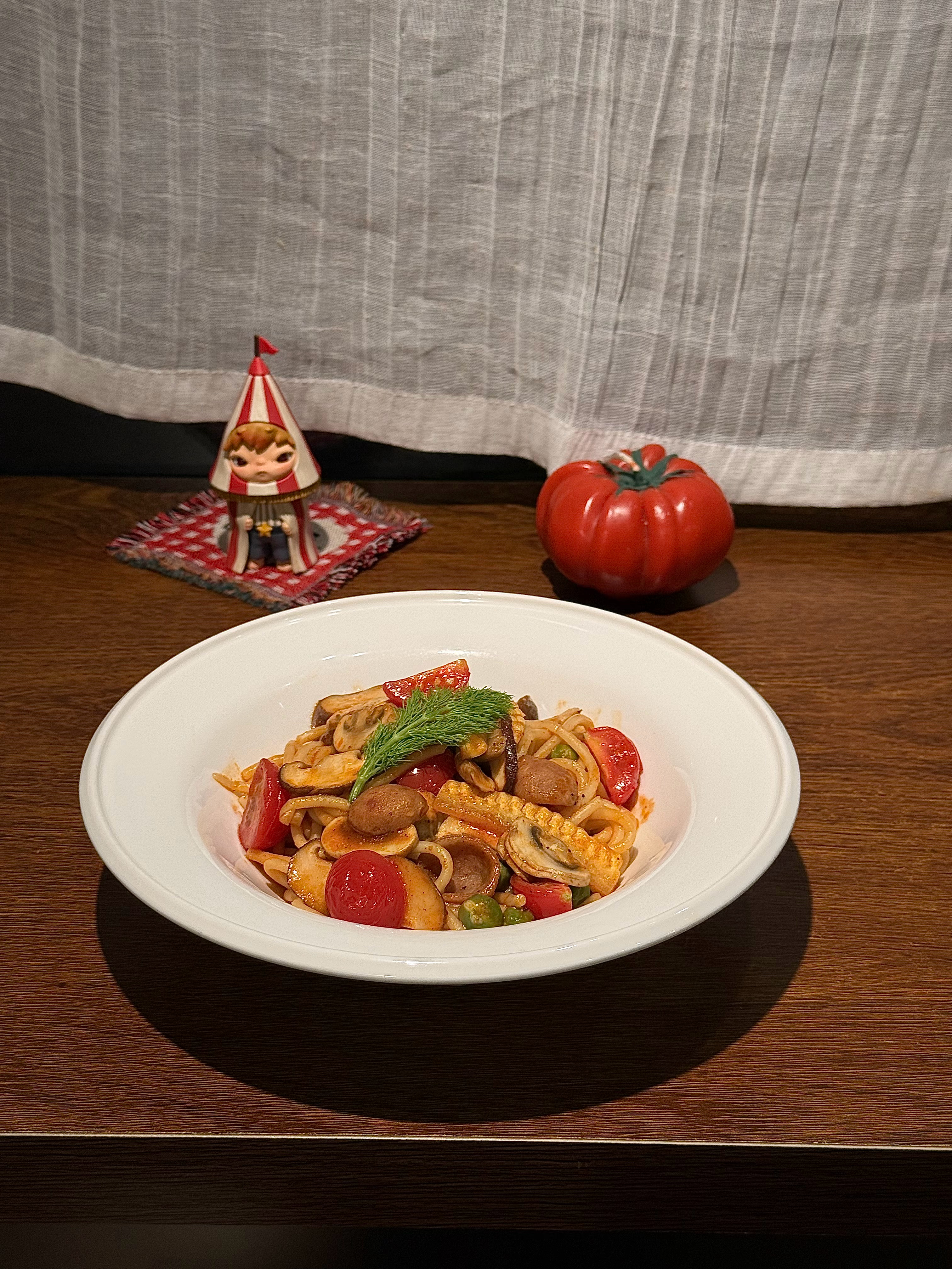 一颗番茄换一整个宇宙🍅 ​​​