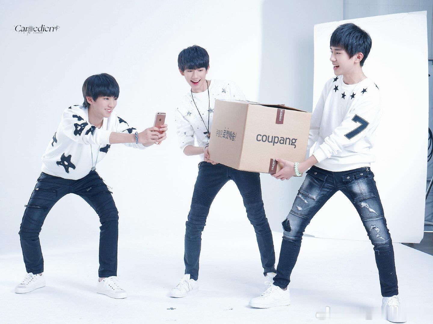 TFBOYS[超话] 🍀TFBOYS 🍀TFBOYS许久不见 你笑的时候，我