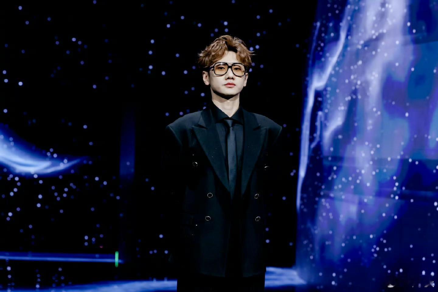 这个阵容内娱好久不见  还得是微博之夜！能凑齐这样的神仙阵容🌟内娱好久没见颜值