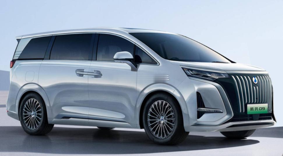 腾势D9 DM卖了4132辆，EV版腾势D9卖了1370辆，比亚迪夏卖了970辆