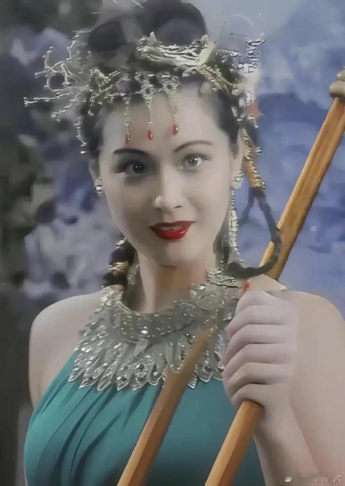 《西游记》最漂亮的女妖精“万圣公主”也熬成大妈了[允悲] ​ ​​​