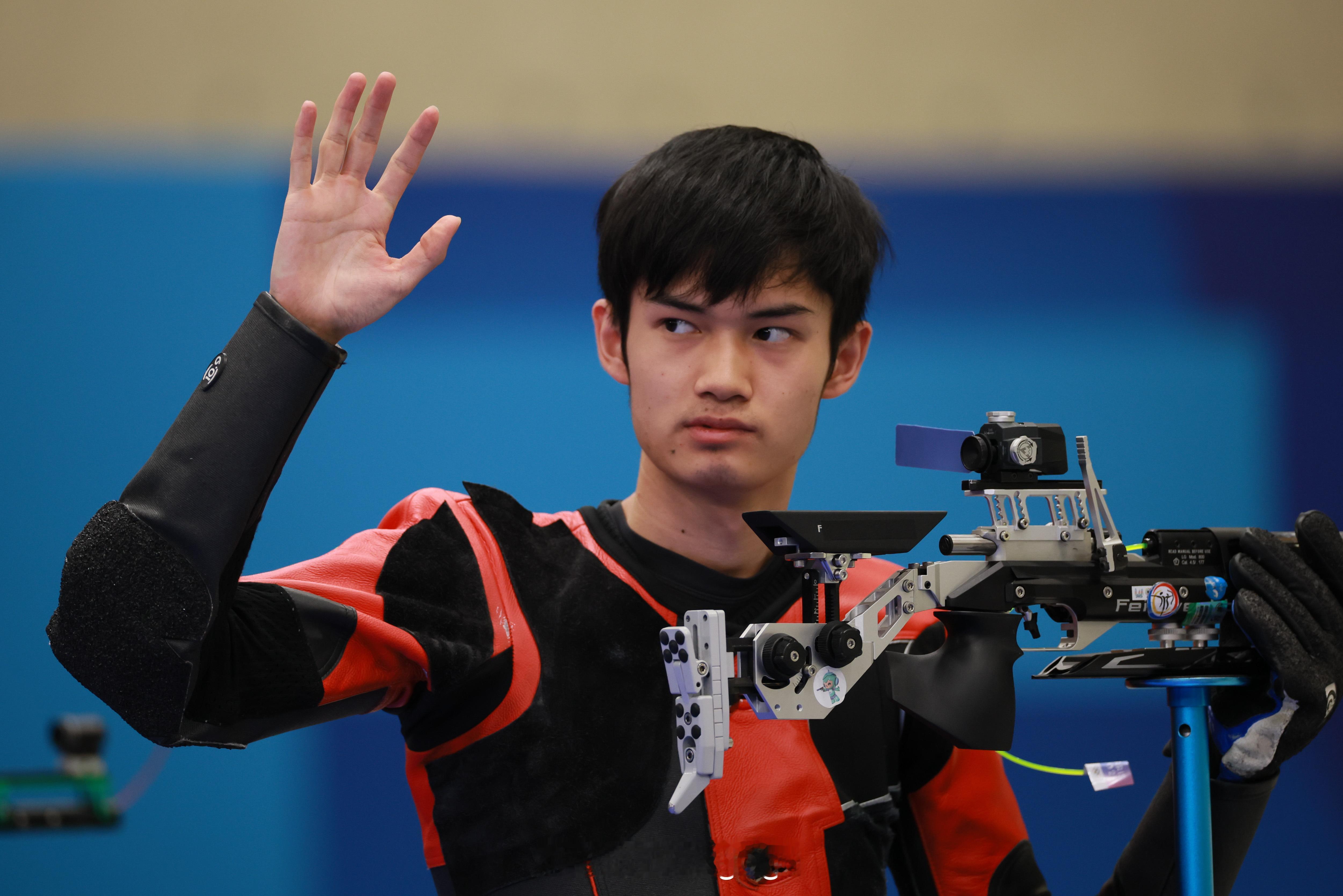 第5金！中国选手盛李豪以252.2环破奥运会纪录的成绩，夺得#巴黎奥运会# 射击