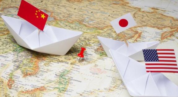 日本这次学聪明了！主动示好中国，不理台湾了。8月8日，日本长崎市举行了原子弹爆炸