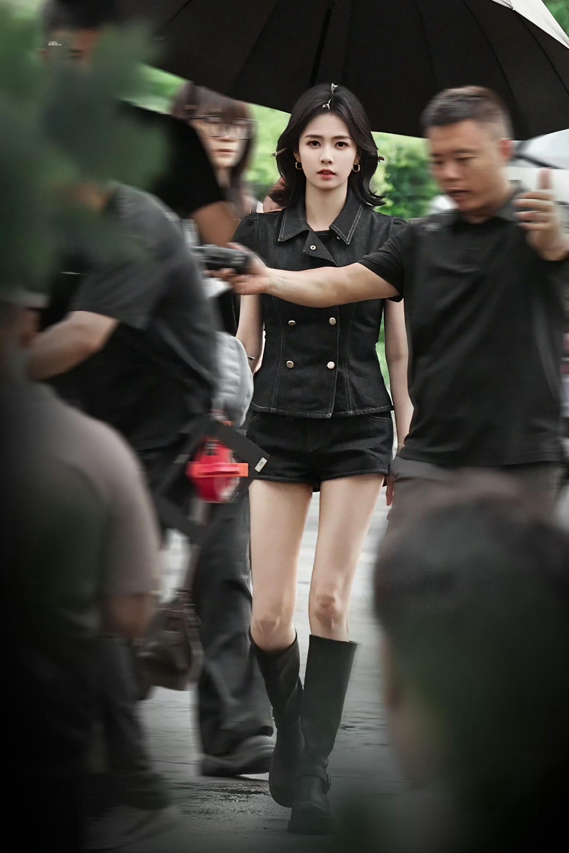 白鹿相扑上衣完全女神来的