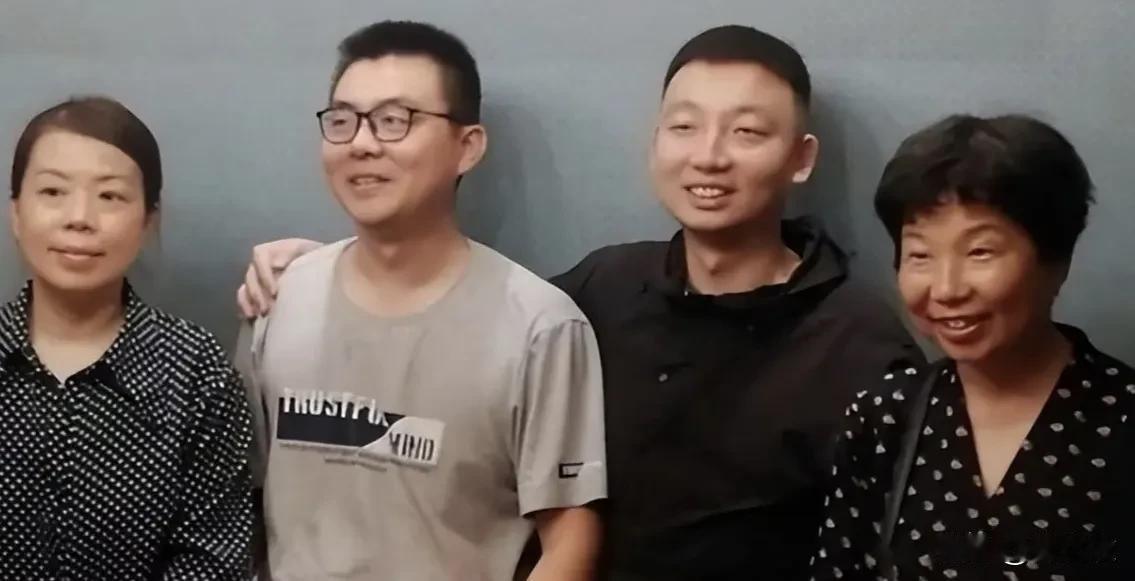 其实姚策是欠养父母的，因为说白了许敏养了他几十年，他都没给养育他的父母回馈养老。