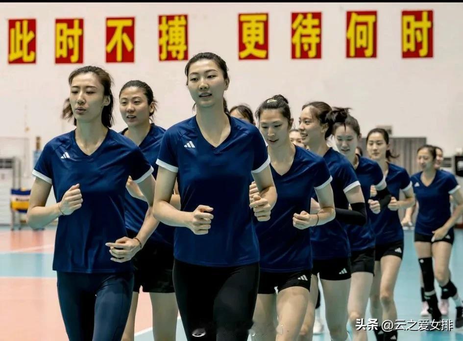 #觉得女排能在巴黎取得怎样的成绩?#
大胆的说中国女排有争夺奖牌的实力，但是没有