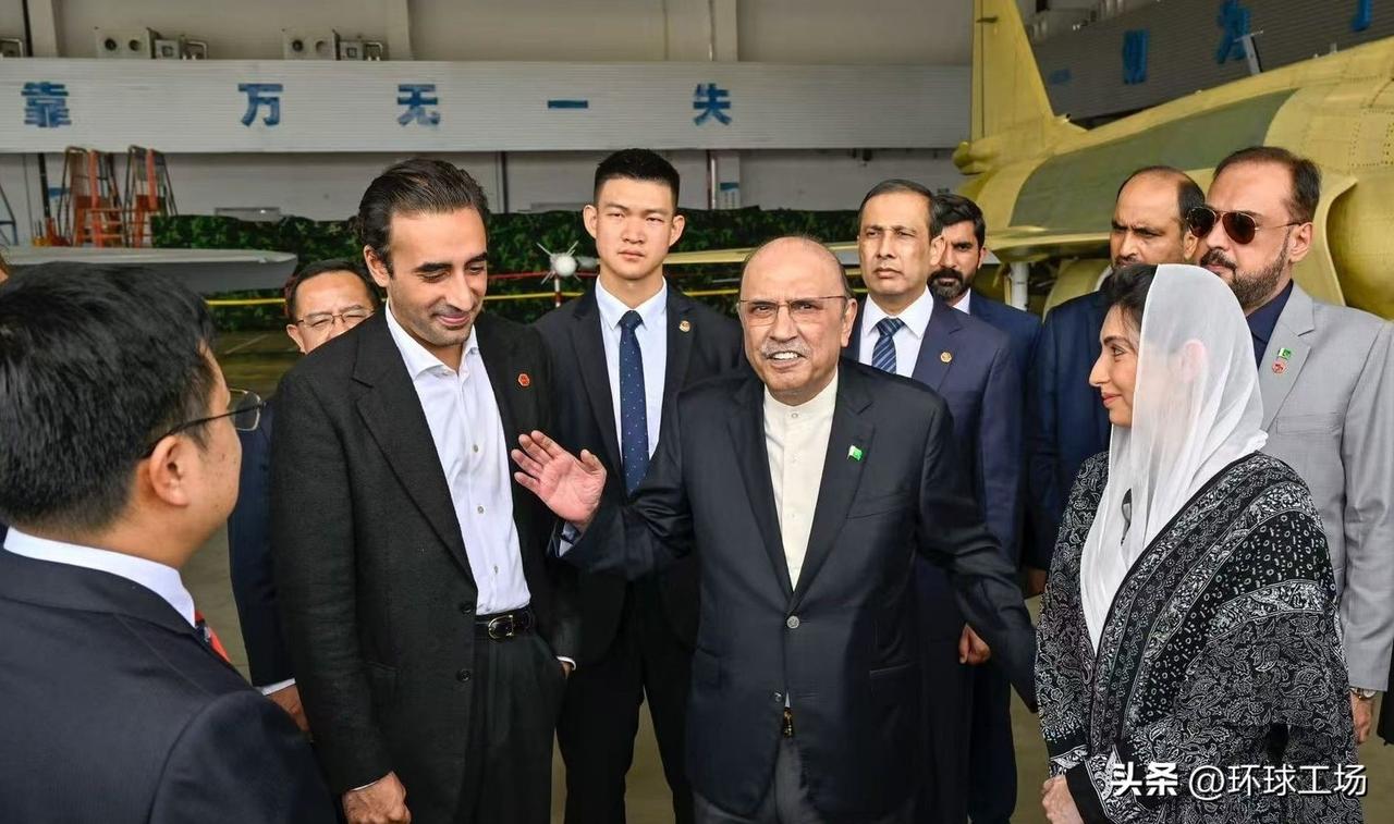 果然，巴铁就是巴铁。

第一个站出来慰问香港大火的，又是巴基斯坦。

【最新消息