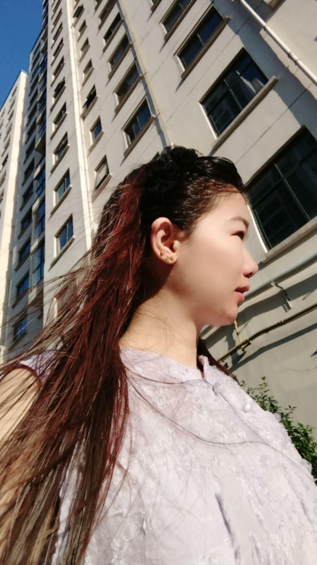 改行的第一份工资，再接再厉，希望越来越好