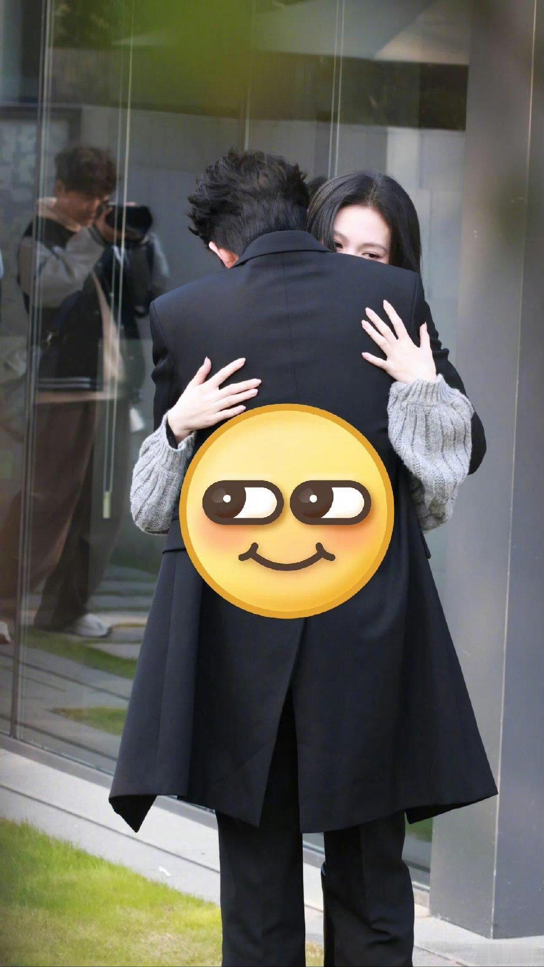 敖瑞鹏沈羽洁拥抱 敖瑞鹏沈羽洁不二之臣拥抱 敖瑞鹏沈羽洁拥抱 