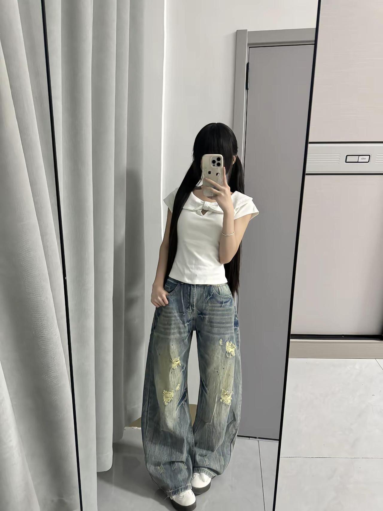 成年人的世界只做筛选，不做改变。ootd 牛仔裤