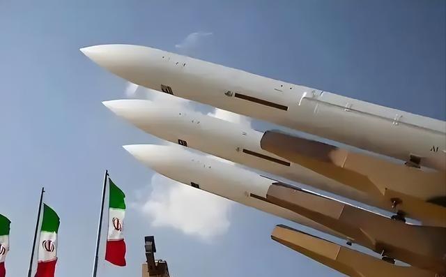 果然，最懂特朗普的还是伊朗！ 川普发了48小时最后通牒，扬言要炸平伊朗发电厂。结