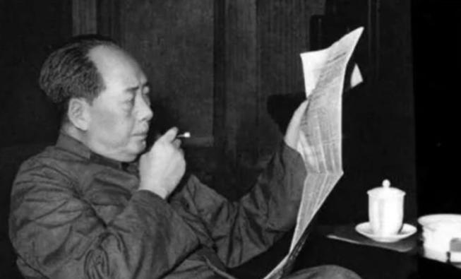 1949年解放前夕，李克农向毛主席汇报：“盛世才跟随国民党残部逃往台湾”，听完消