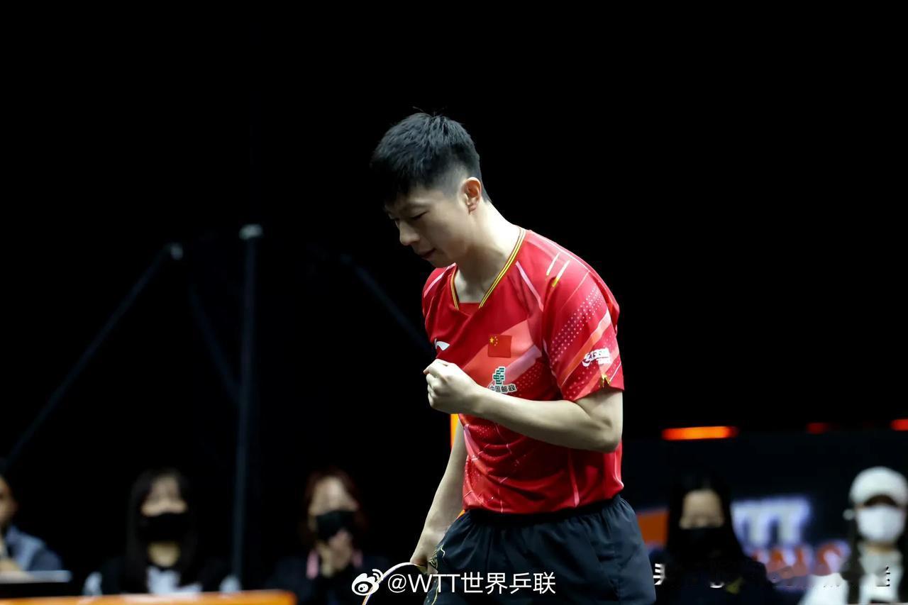 国乒战报：世乒联男子总决赛
第一个比赛日：国乒5胜1负
樊振东🇨🇳3-2达科