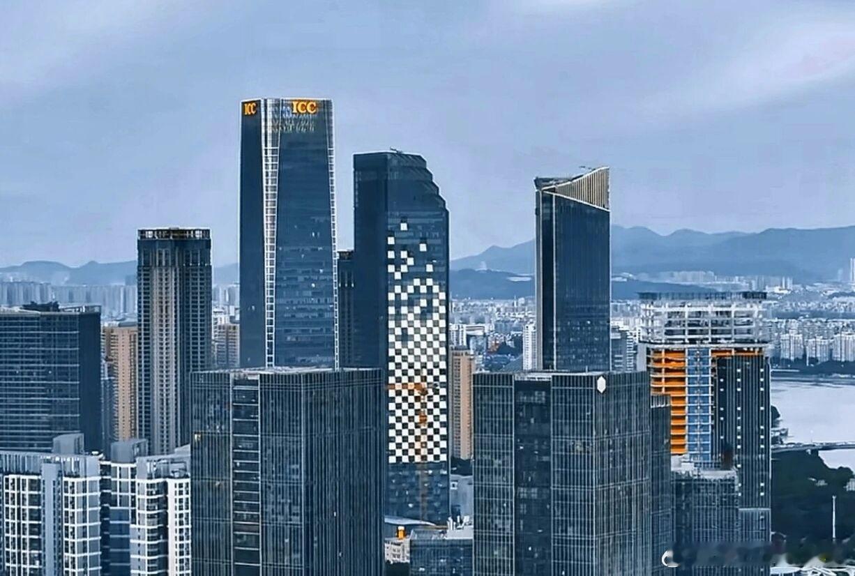 闽大福闽大评十五五规划 重磅官宣！福州GDP超1.5万亿！直逼全国15强！一夜之