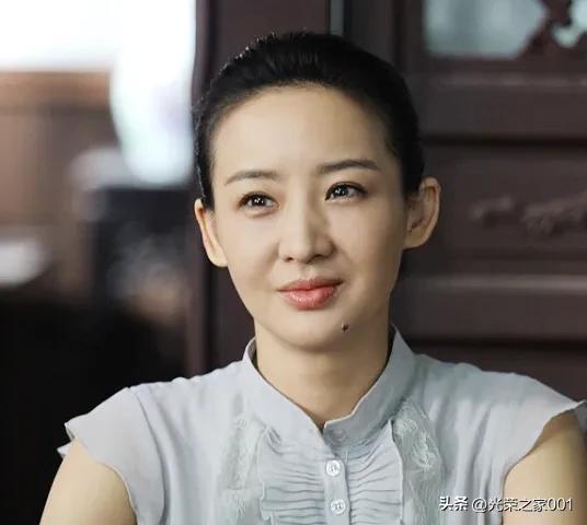 2024河南省平顶山市最新女富豪揭晓；买红妹，女，1970年12月29日出生于河