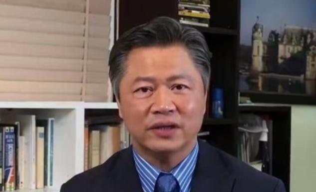 家人们，可别不当回事！台湾资深专家赖岳谦发出重磅警告：美国很可能最早今年、最晚2