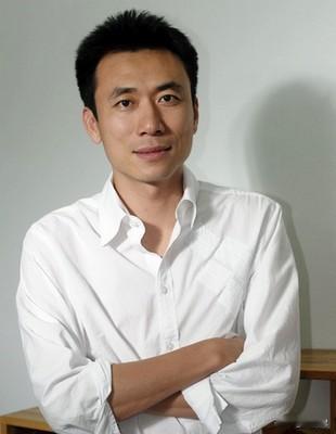 2009年，土豆网老板王微与老婆杨蕾签字离婚，杨蕾没哭没闹，拿了10万块走人。外