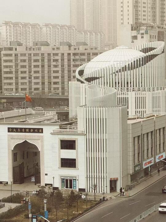 兰州今日只吃土不吃饭。。。