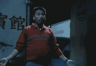 千万不要小看自己，你看你一买入，日本又信贷危机了，美联储又内斗了，美国人又没工作