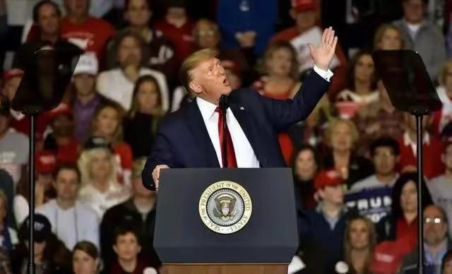 美国调集重兵前往伊朗，意图可没那么简单。从地缘政治看，伊朗在中东地位关键，美国想