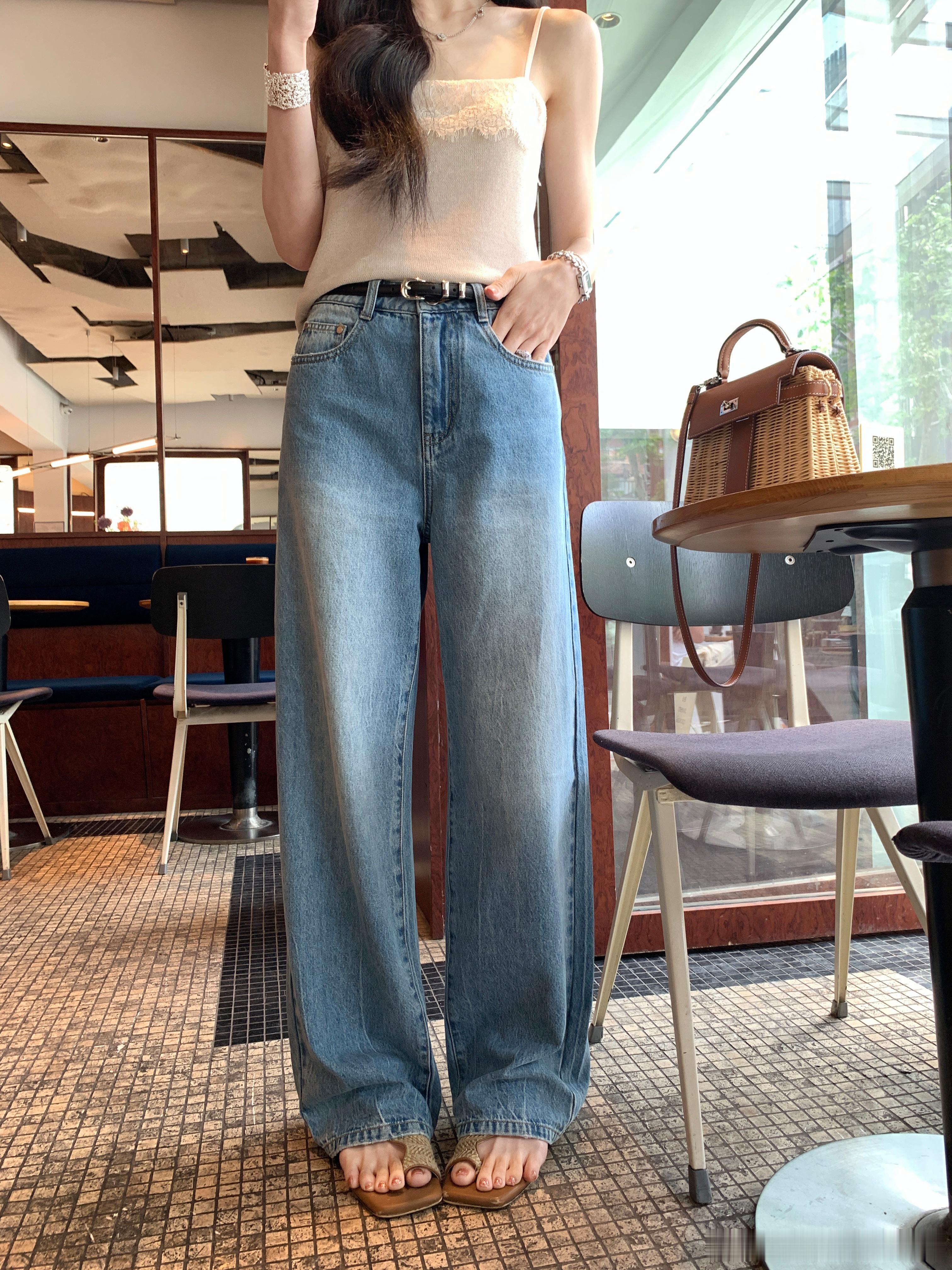 今晚19:00新品直播咯～本期加购top9，记得蹲穿搭！✨评论抽3位小姐妹平分3
