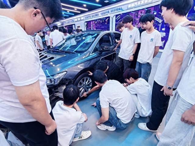 新能源汽车维修培训学费要多少钱？濮阳周边好学校推荐