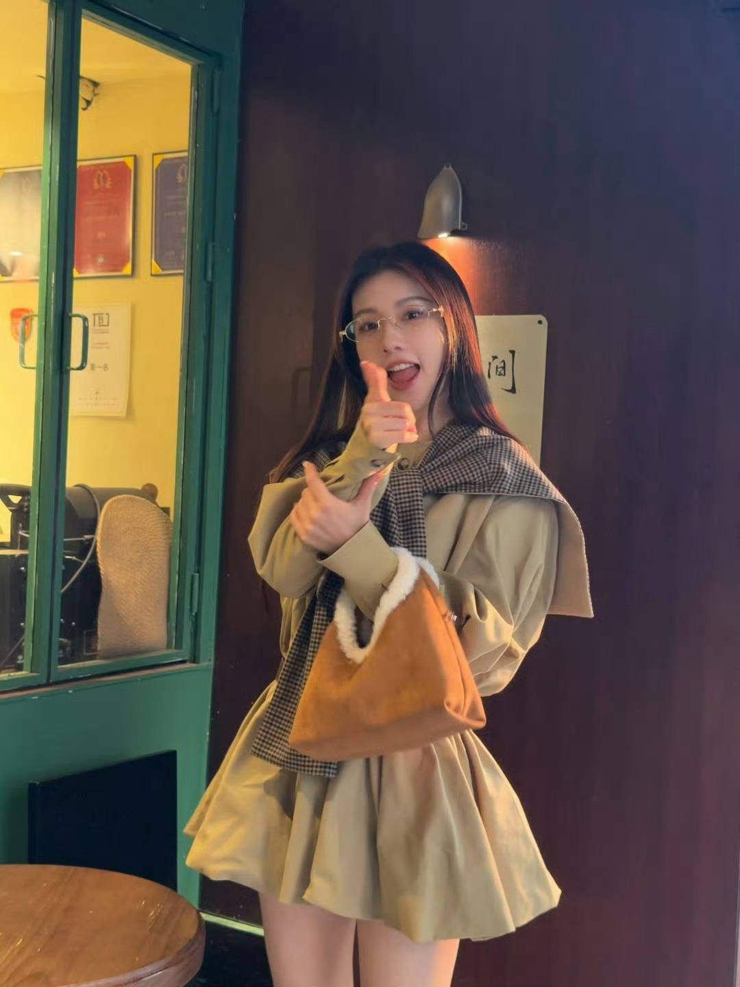 王鹤润好秋天的一组图 这么漂亮但也要注意保暖哦～ 