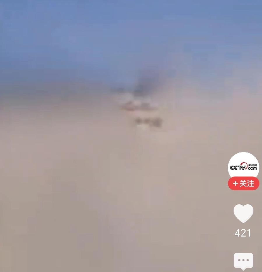 霍尔木兹海峡又出事了。当地时间5月4日傍晚，伊朗和美国各说各话，现场说法完全对不