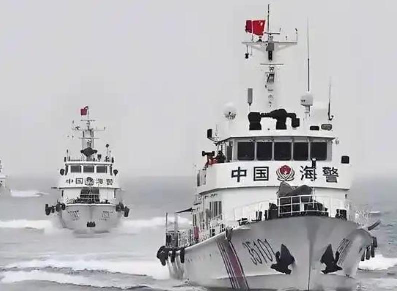 日本是不是彻底没底线了！刚看完我方巨浪导弹硬核试射划清海域红线，转头就刻意踩历史