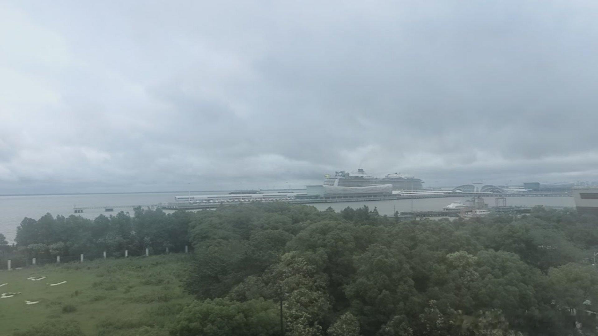 俺一出游，市场准是利好。这次出国跨海，呆几天，评论区捞捞。A股