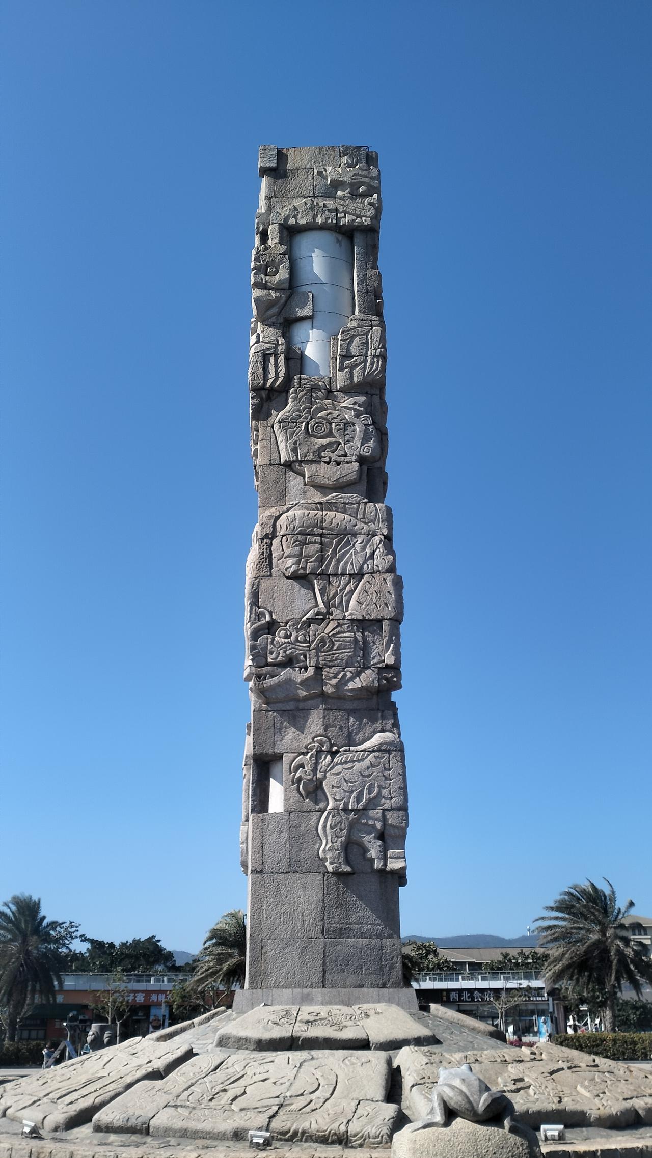 自驾海南之旅44——第8站  天下第一湾亚龙湾

早餐过后，我怀着无比兴奋的心情