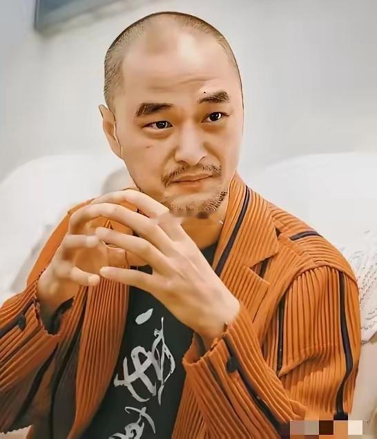 冯唐这段人生，真的越看越离谱，越看越通透！29岁协和顶尖医学博士，专攻妇科肿瘤，