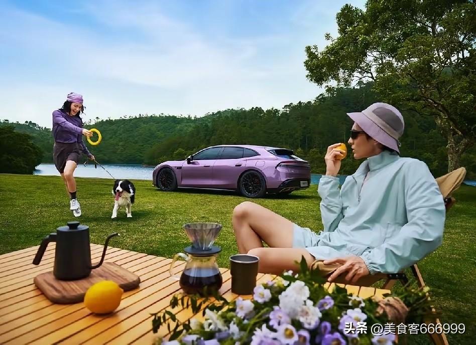 一辈子运气最佳的7个生肖：

第一，蛇：大富大贵，子孙满堂。第二，龙：生意兴隆，