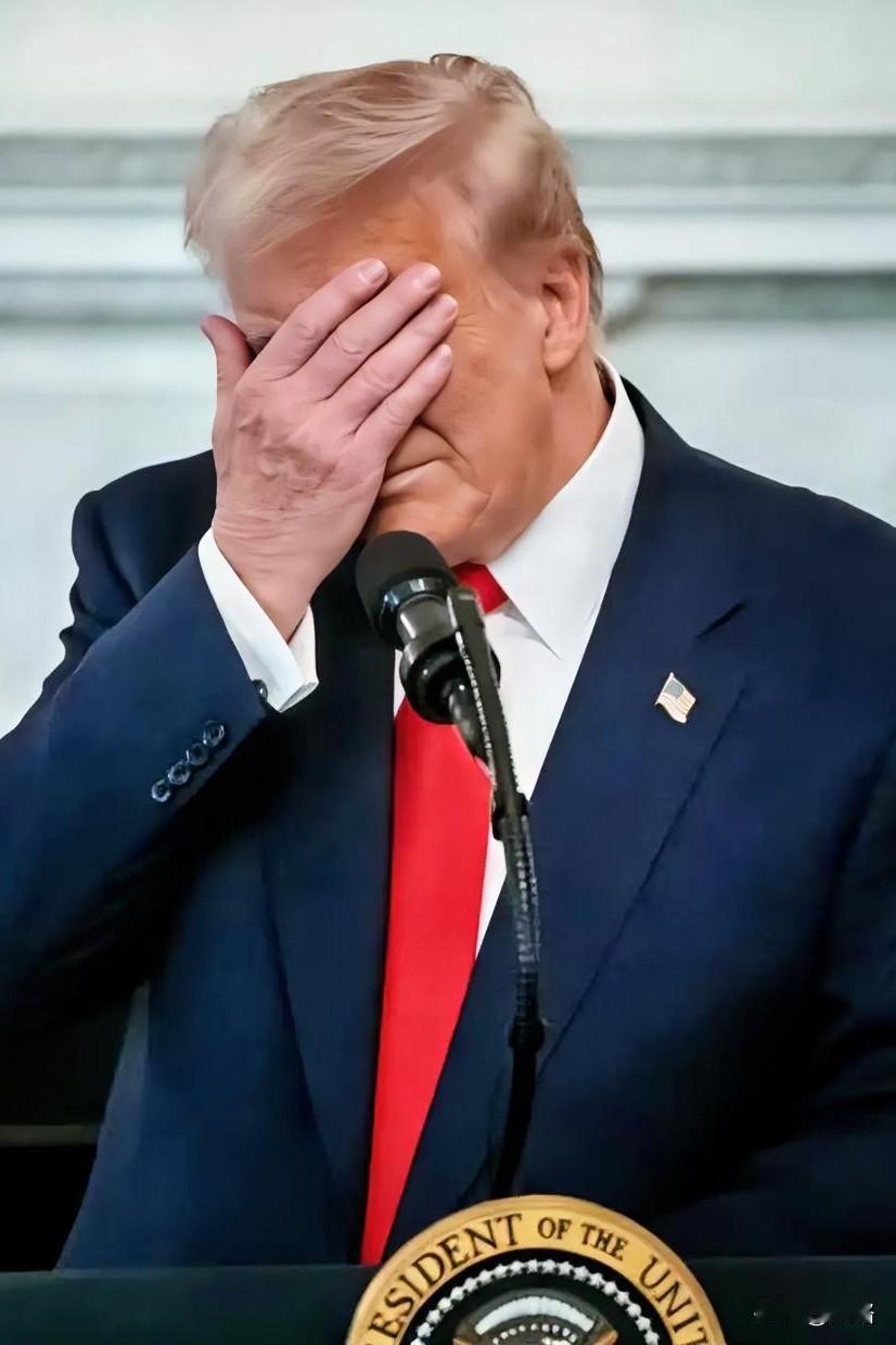 好家伙，美国前脚对印度商品加征50%关税，后脚特朗普又出来表演了！他公开声称印度