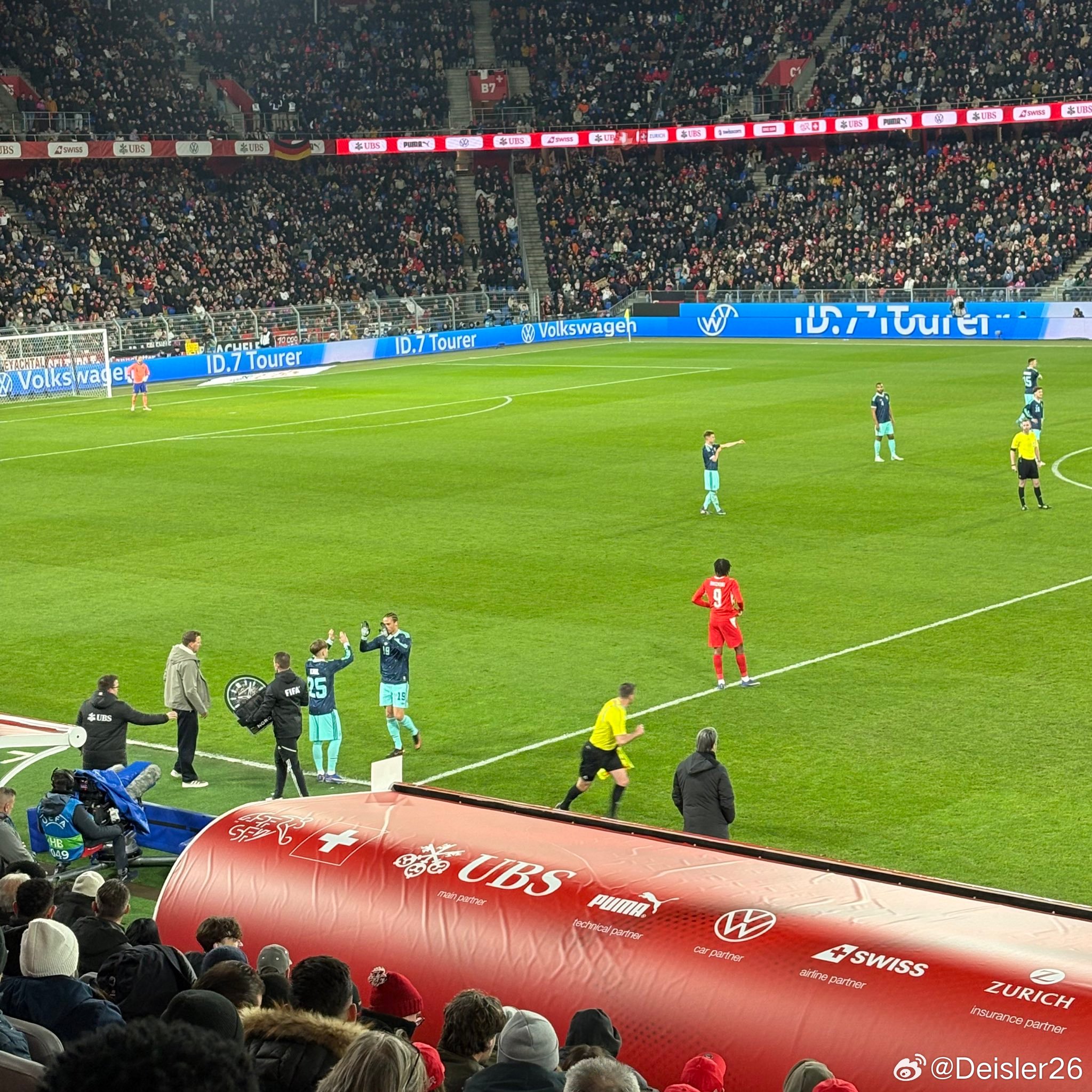 🚨🚨🚨年僅18歲33天的倫納特·卡爾首次代表德國國家隊出戰❗ 🇩🇪 ［