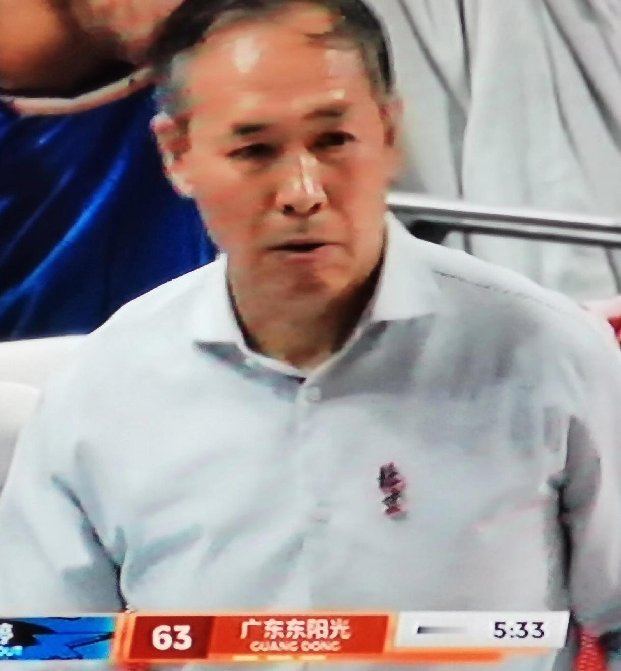 今晚，被广东队逼到悬崖边上的北京队终于打出了士气和血性，也打出了变化和自信，让人