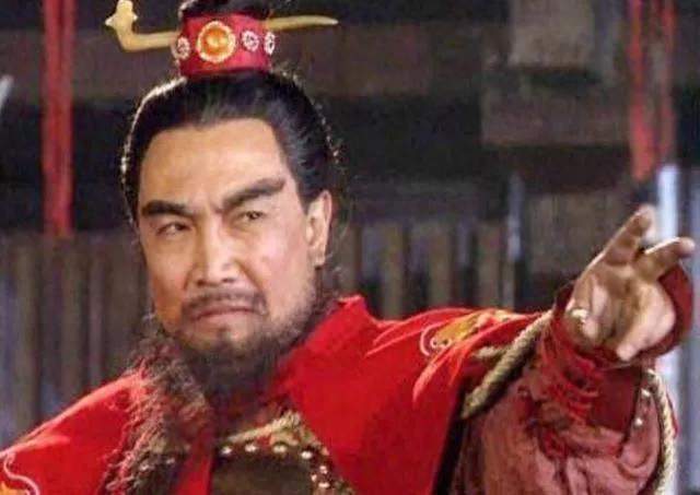 曹操为何始终舍不得杀关羽？很多人都没看懂