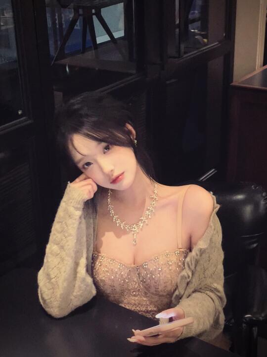 请吃饭的漂亮姐姐