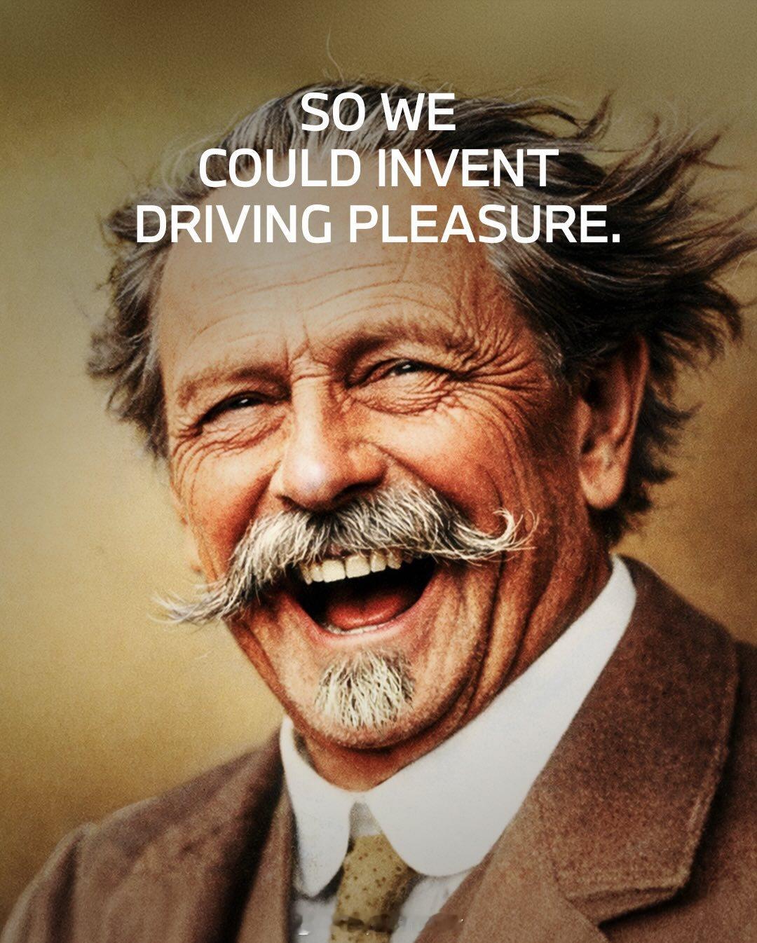 宝马在外网祝奔驰生日快乐，果然还是没放过这次机会，配图三张： 