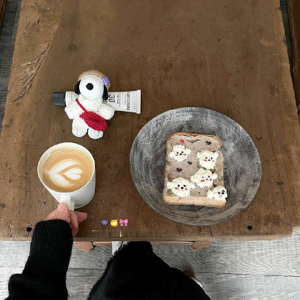 -𝐒𝐇𝐀𝐑𝐄｜林娜琏头像背景图搭配 ⸝⸝🥨꙳☕◟🐈。 