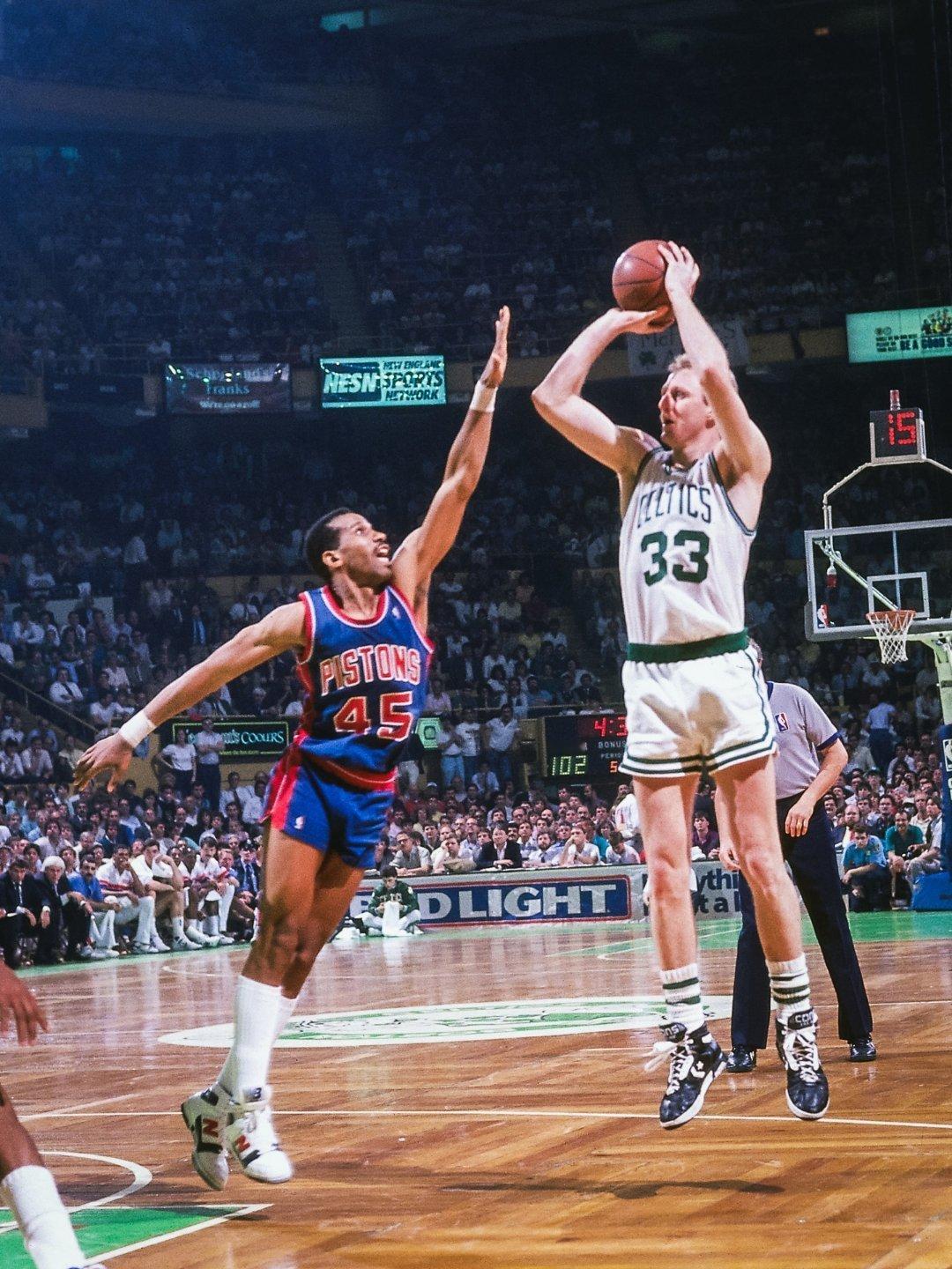 凯尔特人图库 普里查德替补登场拿到25+5+5，队史中伯德、麦克海尔、海沃德后第