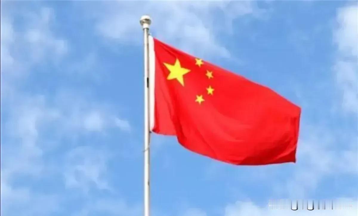 祖国一声令下，35万艘渔船开往黄岩岛，祖国是人民坚强的后盾，人民是祖国坚实的根基